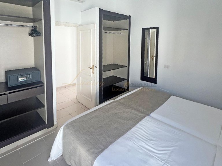 Apartment for Sale in Costa Adeje, Tenerife, España 13