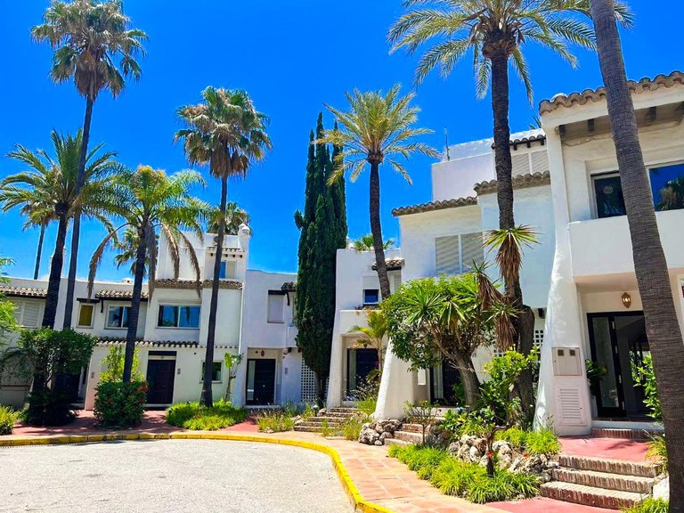 Town House for Sale in Estepona, Malaga 24