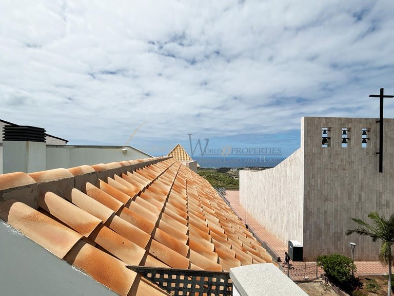 Penthouse for Sale in Adeje, Tenerife, España 26