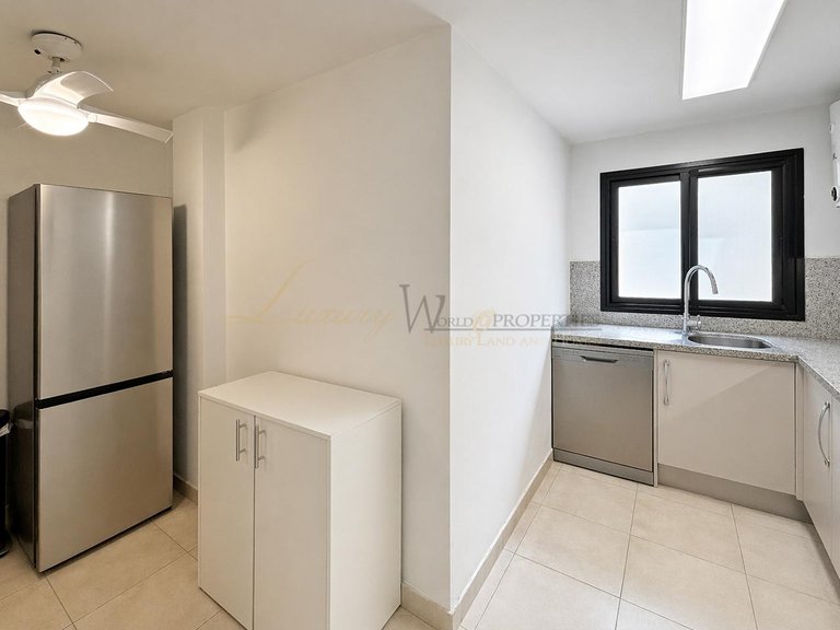 Penthouse for Sale in Adeje, Tenerife, España 10