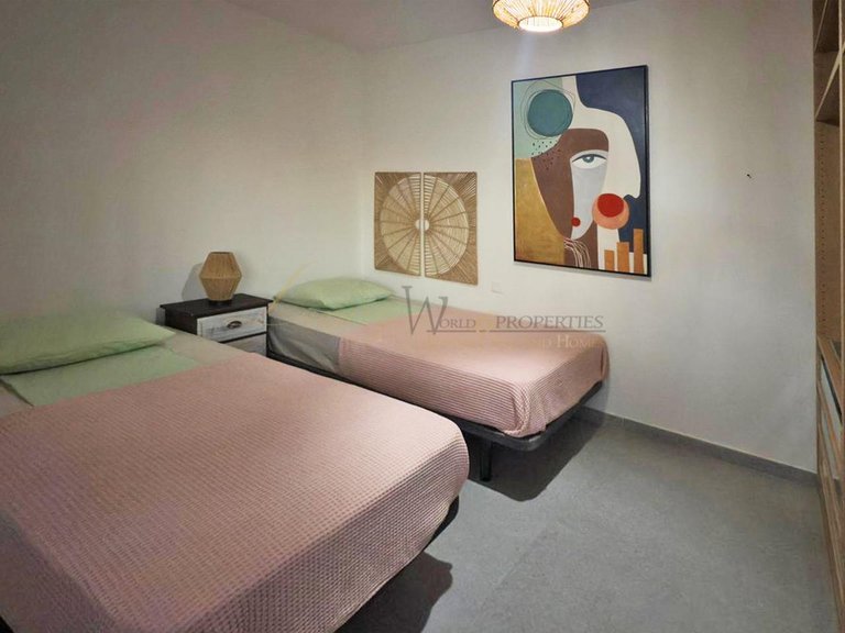 Town House for Sale in Amarilla Golf, Tenerife, España 13