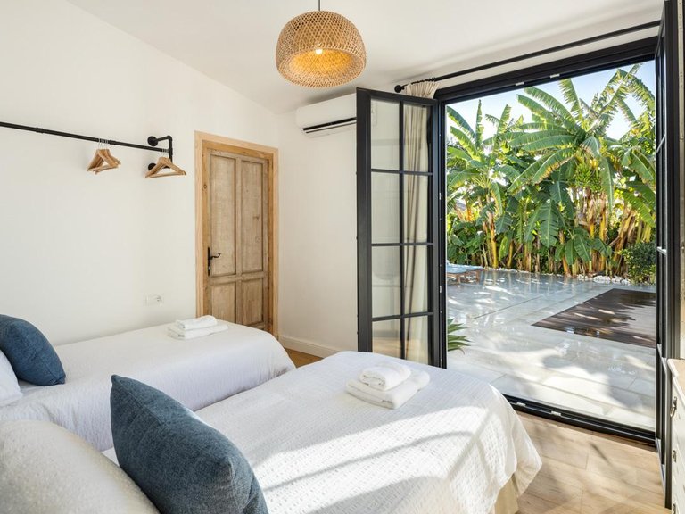 Villa for Sale in Marbella, Malaga 17