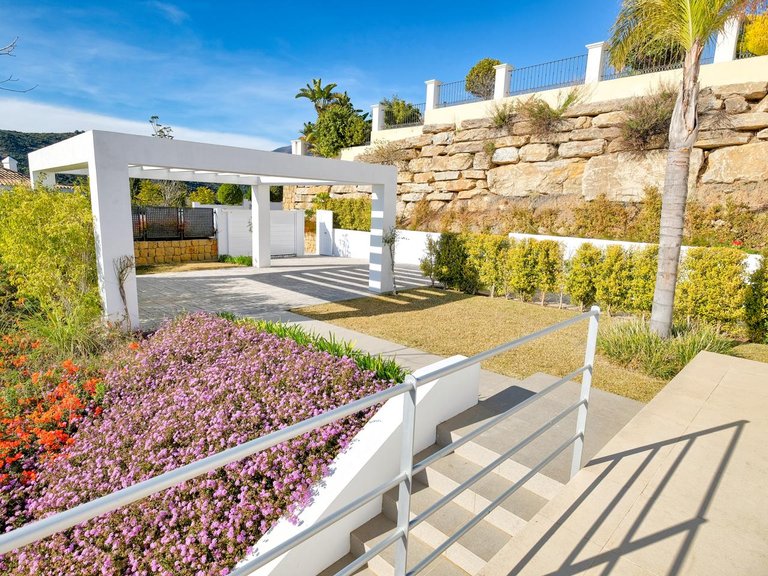 Villa for Sale in Benahavís, Malaga 5