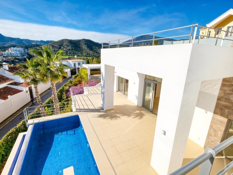 Villa for Sale in Benahavís, Malaga 30