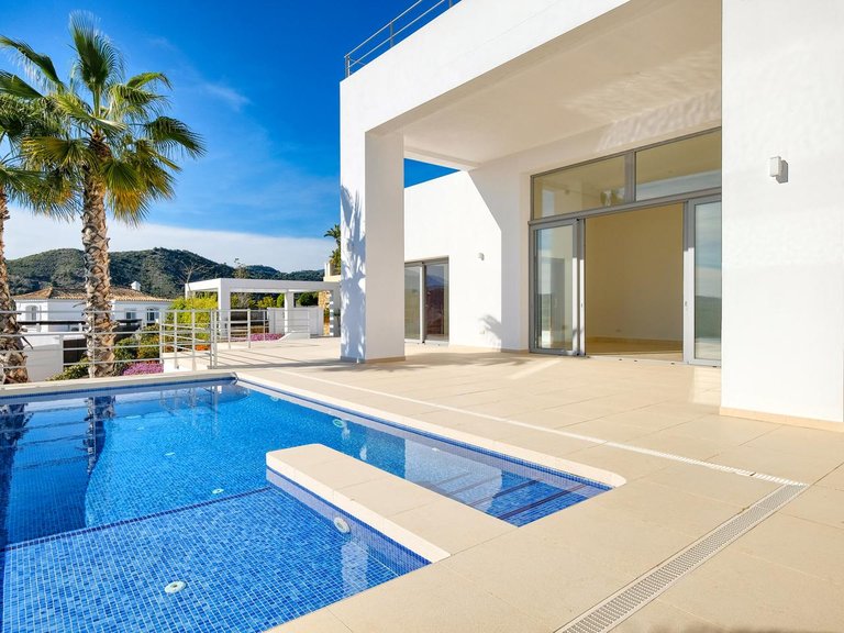 Villa for Sale in Benahavís, Malaga 12