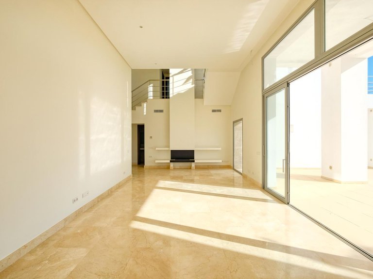 Villa for Sale in Benahavís, Malaga 16