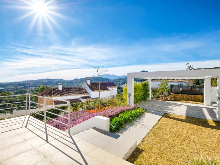 Villa for Sale in Benahavís, Malaga 6