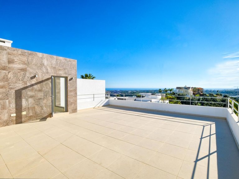Villa for Sale in Benahavís, Malaga 34