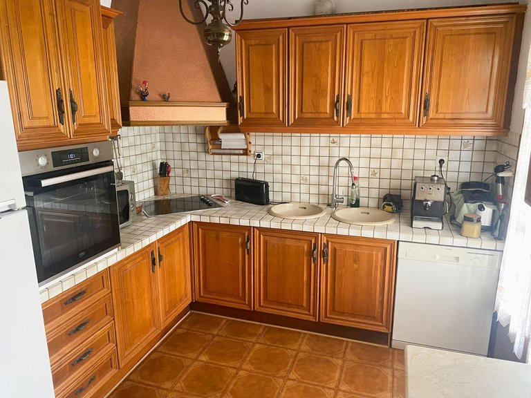 Villa for Sale in Estepona, Malaga 8