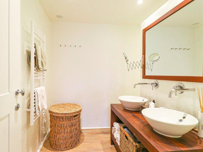 Villa for Sale in Benahavís, Malaga 25