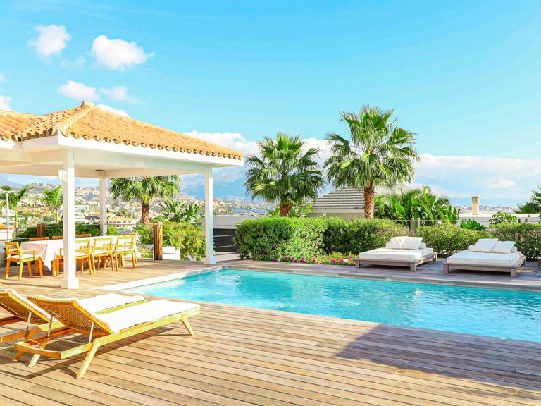 Villa for Sale in Benahavís, Malaga 19