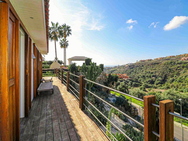 Villa for Sale in Benahavís, Malaga 27