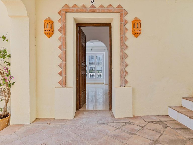 Town House for Sale in Benahavís, Malaga 3