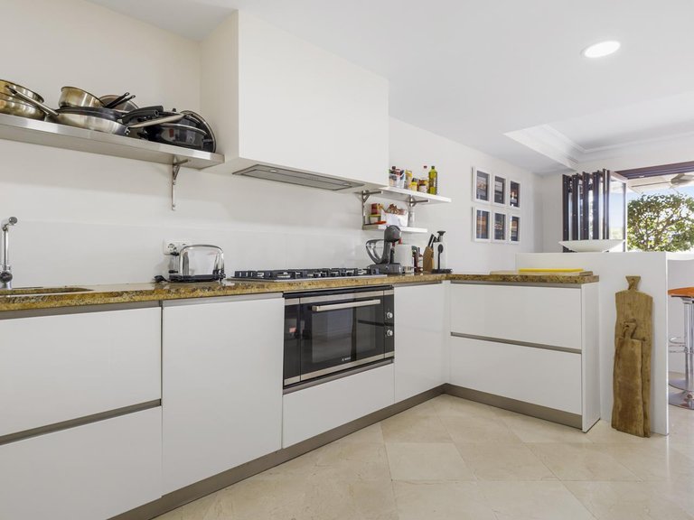 Town House for Sale in Benahavís, Malaga 7