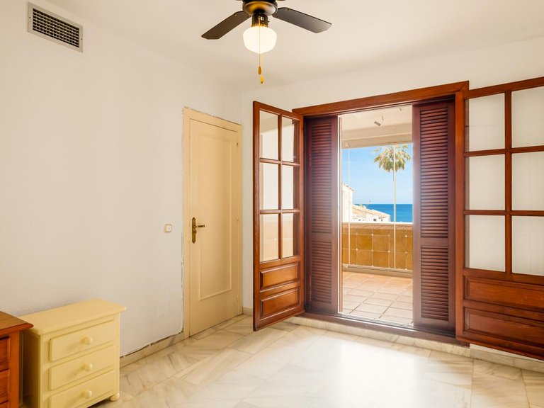 Town House for Sale in Estepona, Malaga 17