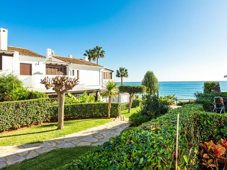 Town House for Sale in Estepona, Malaga 5