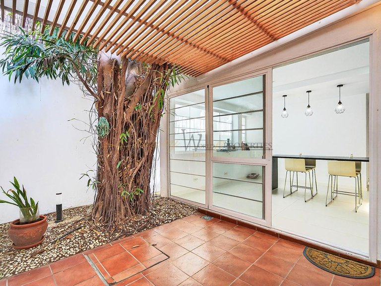 Villa for Sale in Los Cristianos, Tenerife, España 17