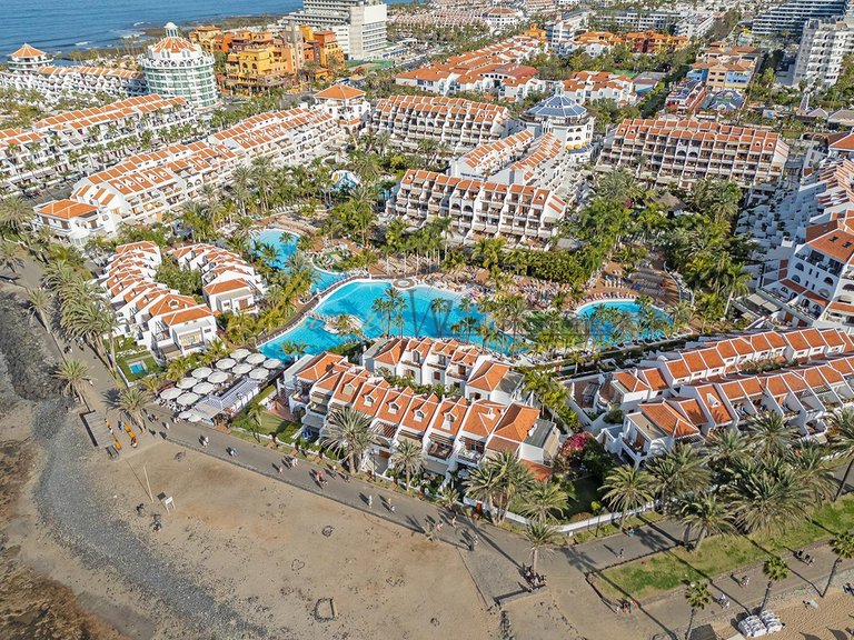 Apartment for Sale in Playa De Las Americas, Tenerife, España 16