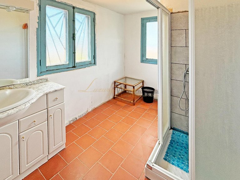 Villa for Sale in Callao Salvaje, Tenerife, España 20