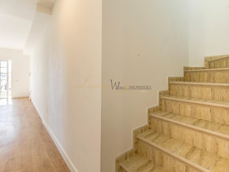 Penthouse for Sale in Palm Mar, Tenerife, España 13