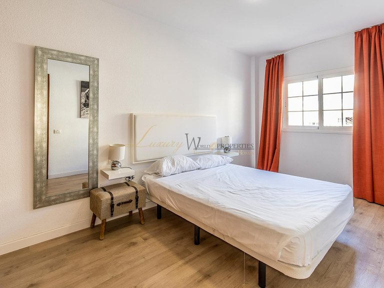 Apartment for Sale in Palm Mar, Tenerife, España 10