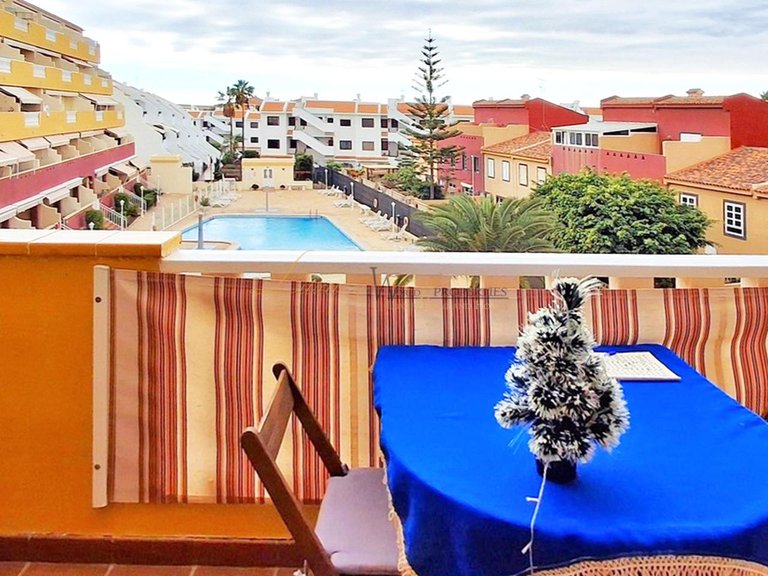Apartment for Sale in Costa Del Silencio, Tenerife, España 3