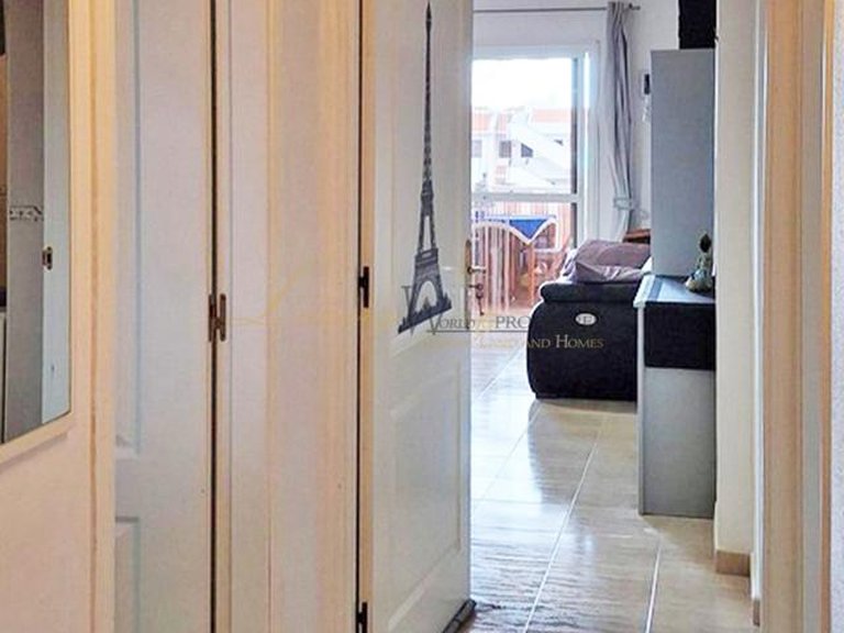 Apartment for Sale in Costa Del Silencio, Tenerife, España 9