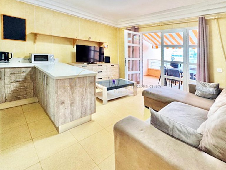 Apartment for Sale in Costa Adeje, Tenerife, España 2