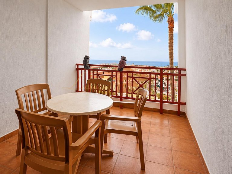 Penthouse for Sale in Palm Mar, Tenerife, España 2