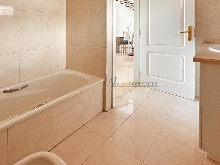 Penthouse for Sale in Palm Mar, Tenerife, España 12
