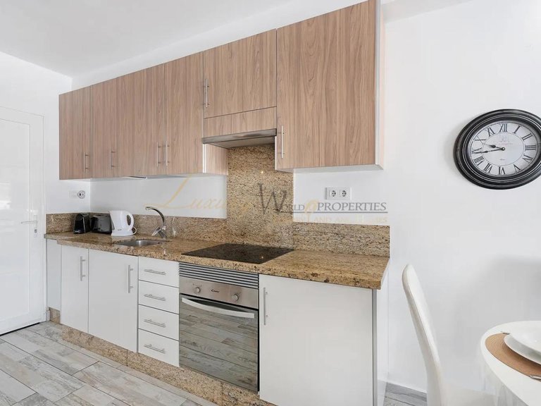 Apartment for Sale in Costa Adeje, Tenerife, España 9