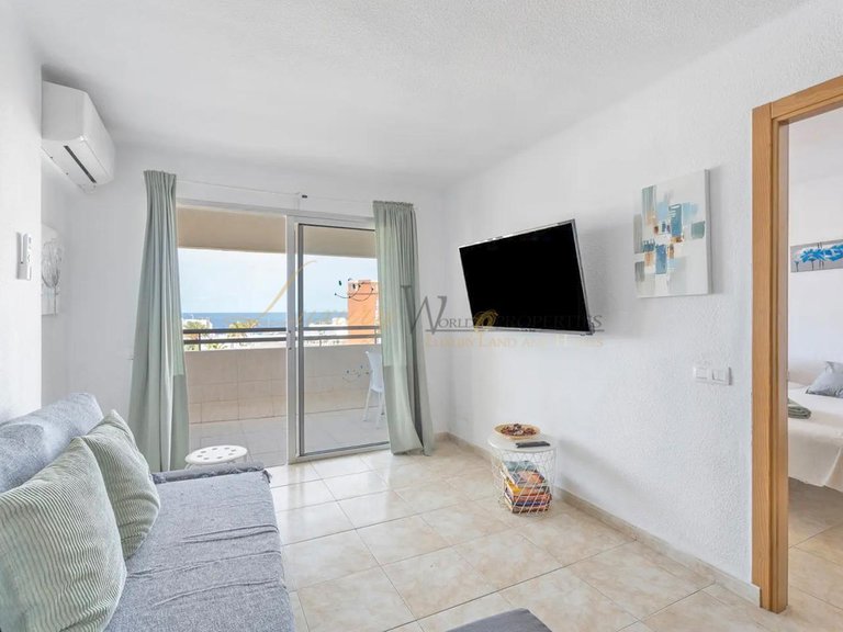 Apartment for Sale in Costa Adeje, Tenerife, España 7
