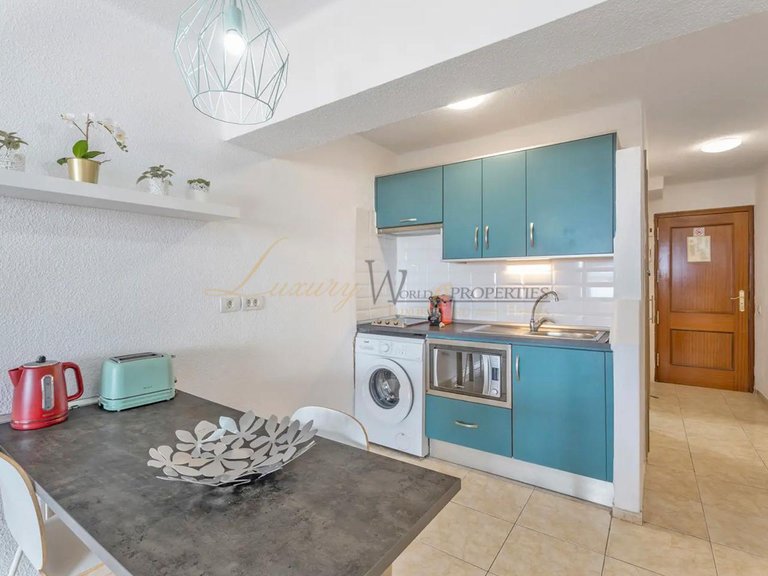 Apartment for Sale in Costa Adeje, Tenerife, España 6
