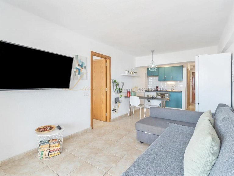 Apartment for Sale in Costa Adeje, Tenerife, España 2