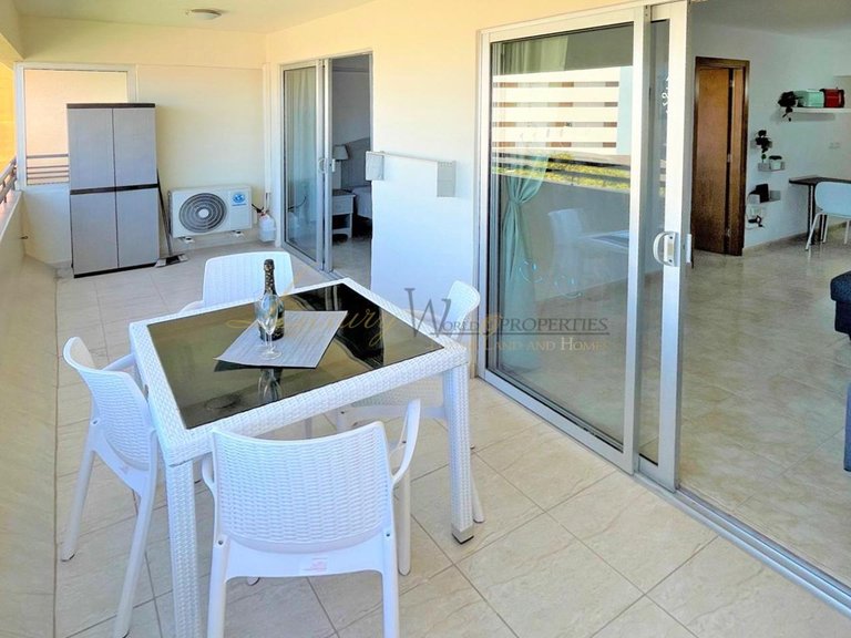 Apartment for Sale in Costa Adeje, Tenerife, España 1