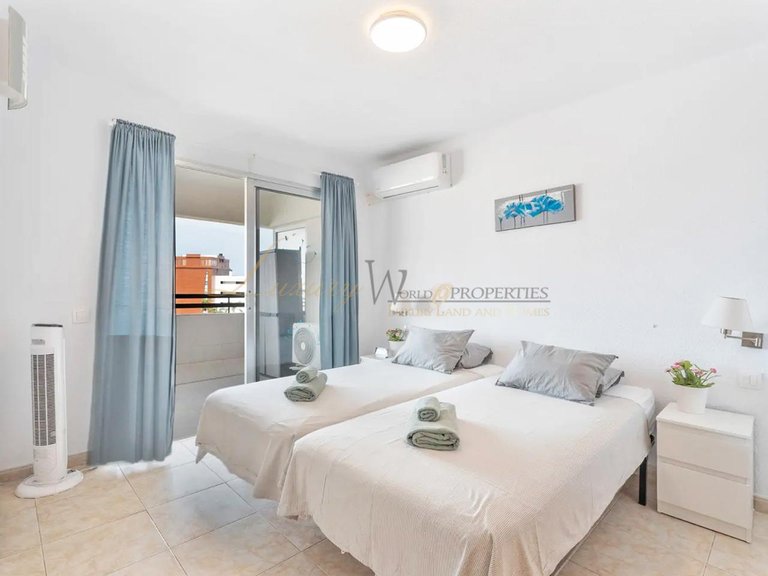 Apartment for Sale in Costa Adeje, Tenerife, España 8