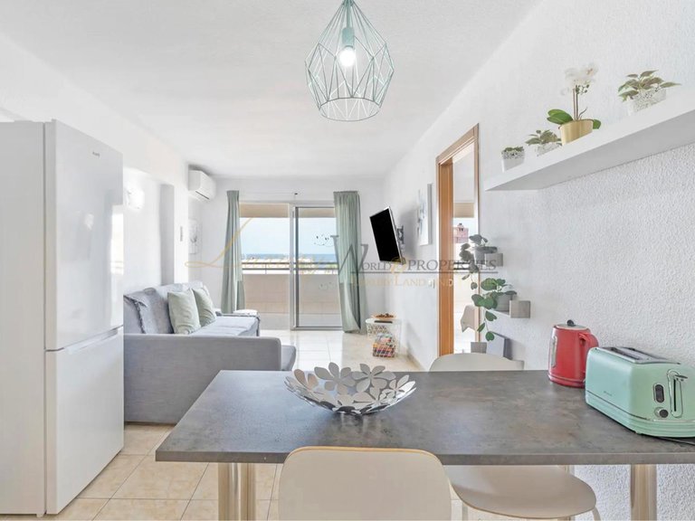 Apartment for Sale in Costa Adeje, Tenerife, España 5