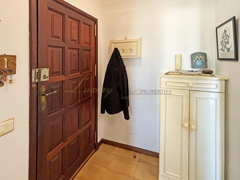Apartment for Sale in Playa De Las Americas, Tenerife, España 29