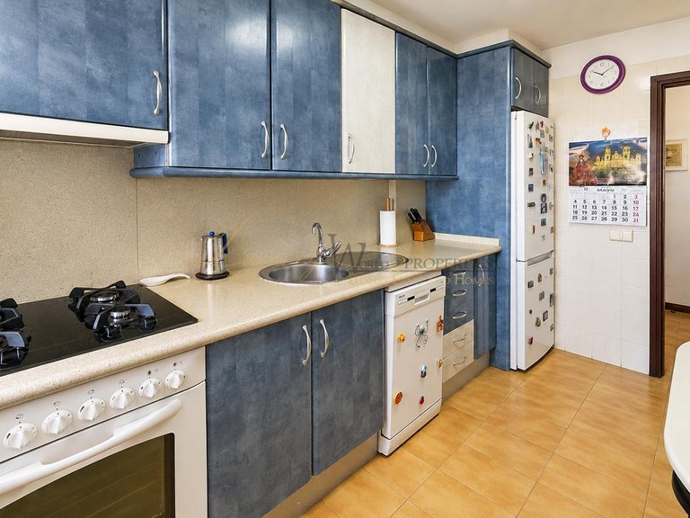 Apartment for Sale in Playa De Las Americas, Tenerife, España 14