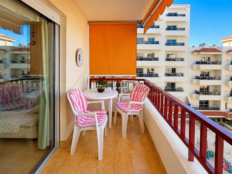 Apartment for Sale in Playa De Las Americas, Tenerife, España 2
