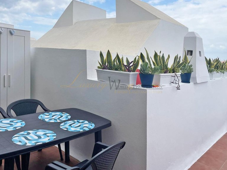 Apartment for Sale in Costa Adeje, Tenerife, España 5