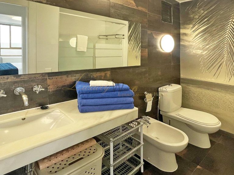 Apartment for Sale in Costa Adeje, Tenerife, España 11