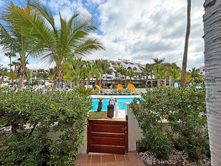 Villa for Sale in Playa De Las Americas, Tenerife, España 7