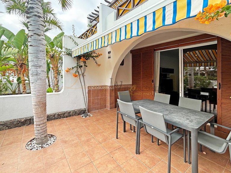 Villa for Sale in Playa De Las Americas, Tenerife, España 8