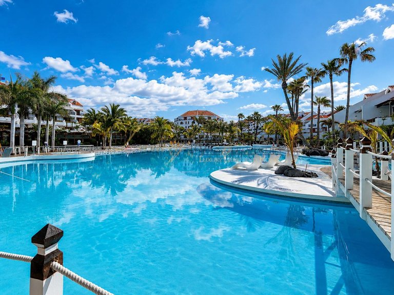 Villa for Sale in Playa De Las Americas, Tenerife, España 33
