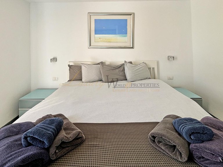 Villa for Sale in Playa De Las Americas, Tenerife, España 22
