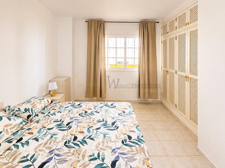 Apartment for Sale in Costa Adeje, Tenerife, España 21