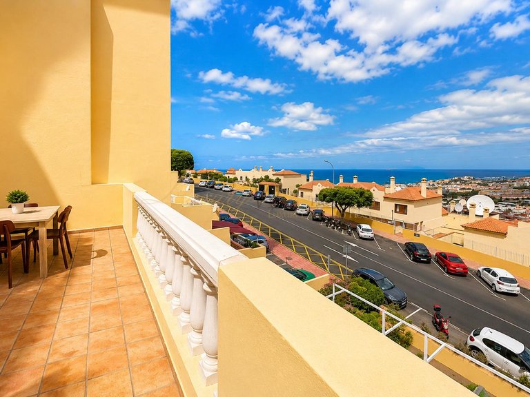 Apartment for Sale in Costa Adeje, Tenerife, España 2