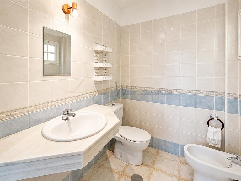 Apartment for Sale in Costa Adeje, Tenerife, España 23