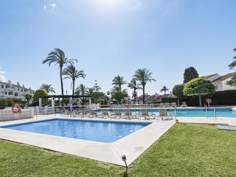 Apartment for Sale in Marbella, Malaga 24